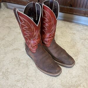 Durango Men's Western Boots in Brown and Red